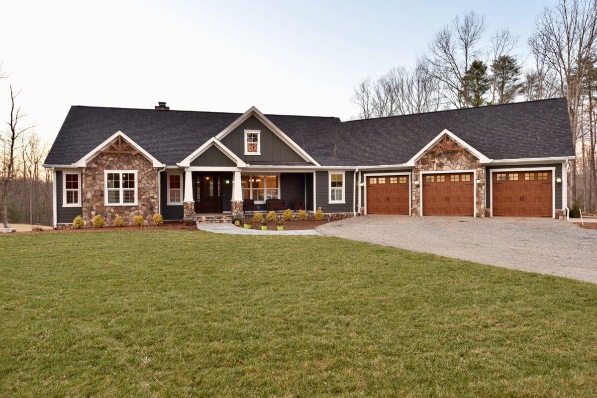 True Living Custom Homes,22911