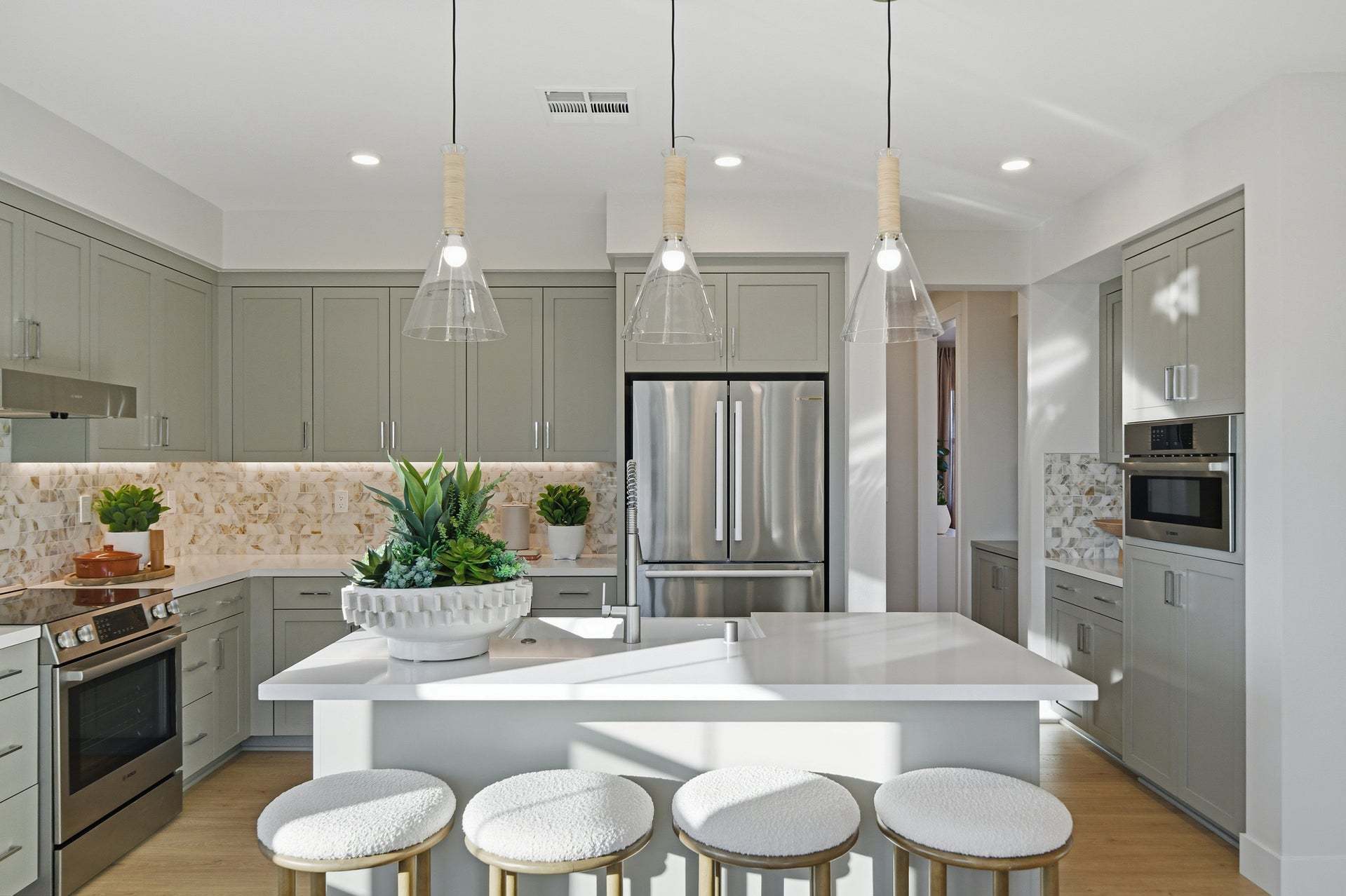 Alicante at Arroyo Crossings by Trumark Homes I Livermore, CA I Residence 2 Model I Kitchen:Alicante at Arroyo Crossings by Trumark Homes I Livermore, CA I Residence 2 Model I Kitchen