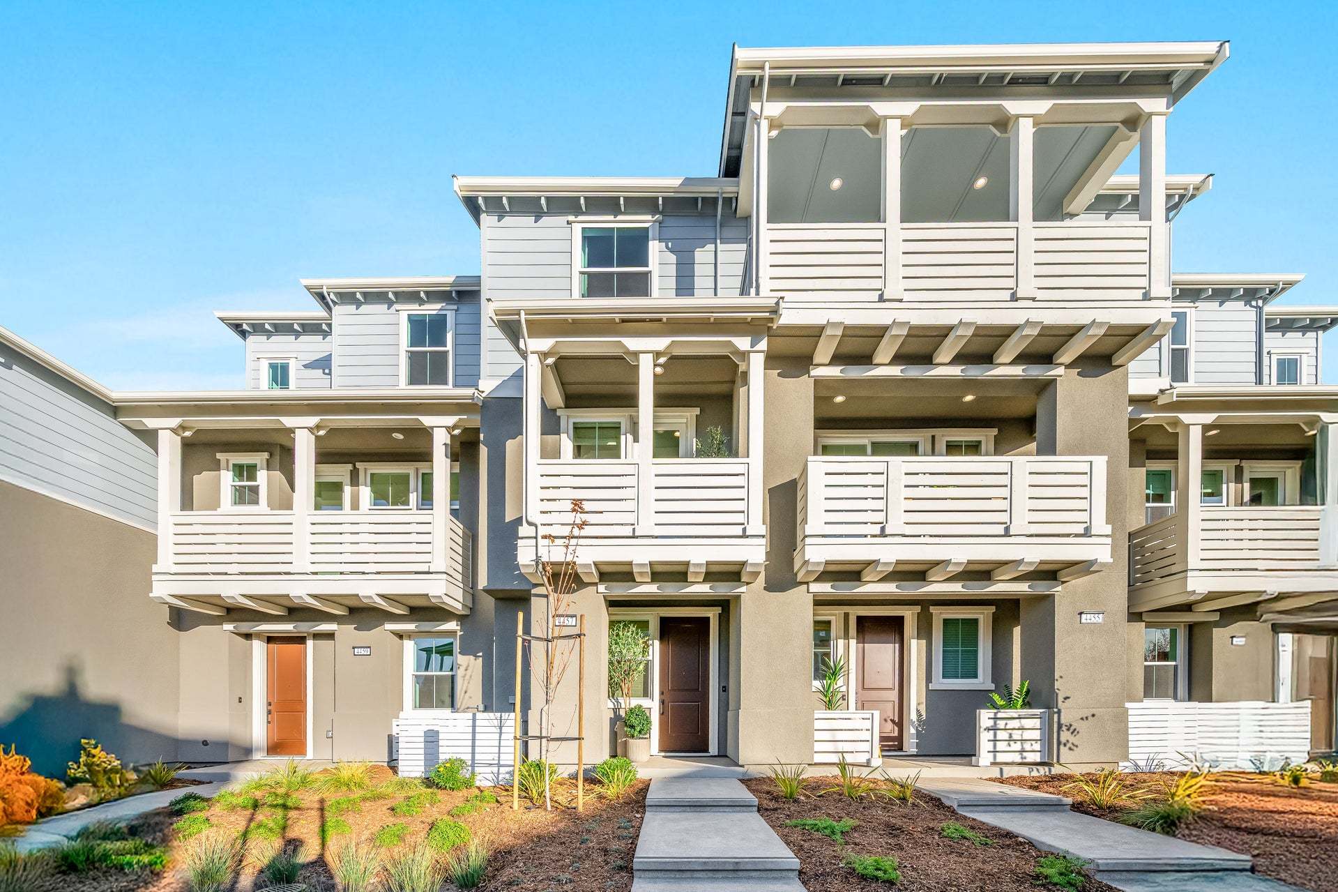 Solera at Arroyo Crossings by Trumark Homes I Residence 2 Model I Exterior:Solera at Arroyo Crossings by Trumark Homes I Residence 2 Model I Exterior
