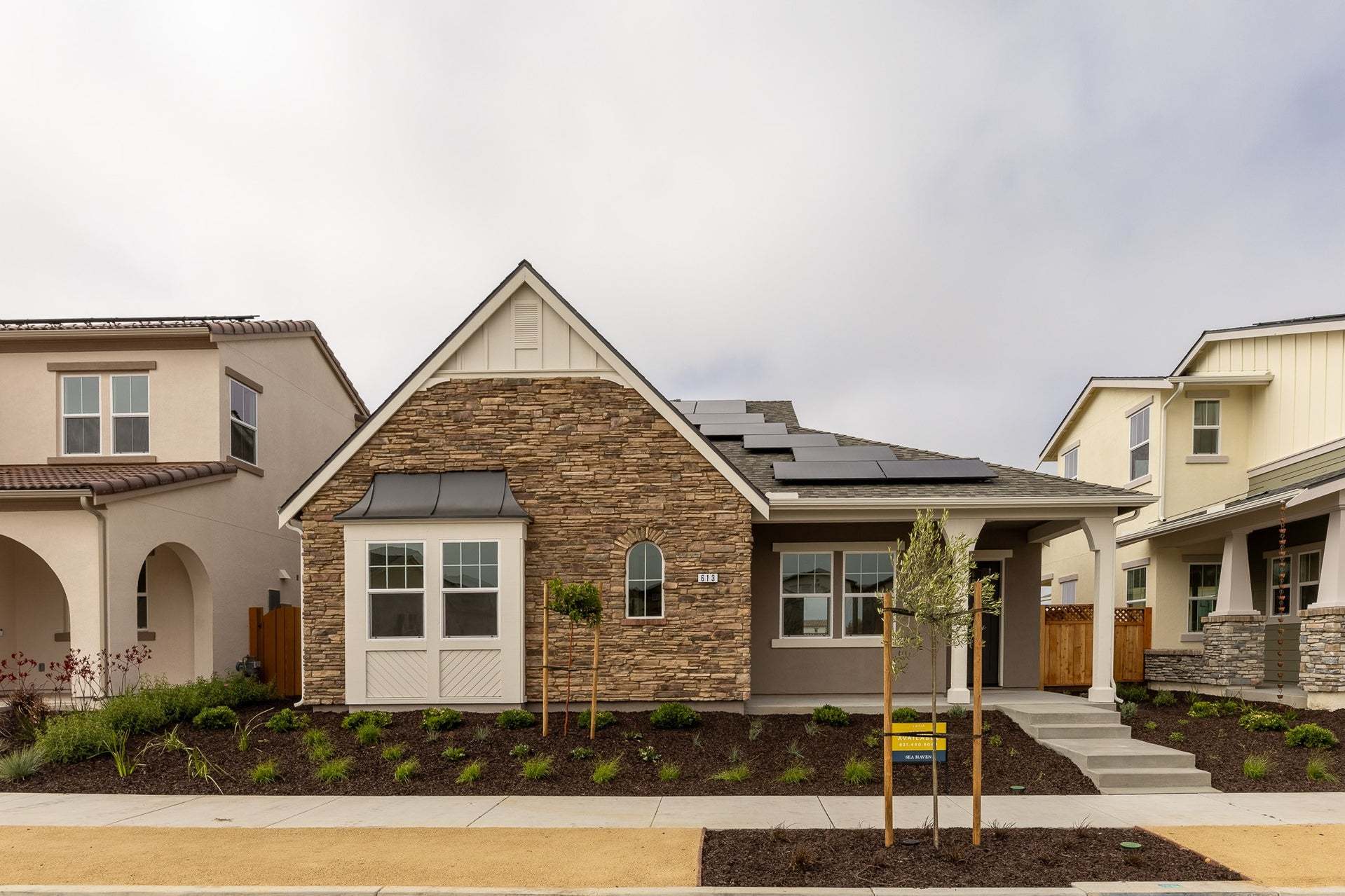 Exterior:Homesite 754
