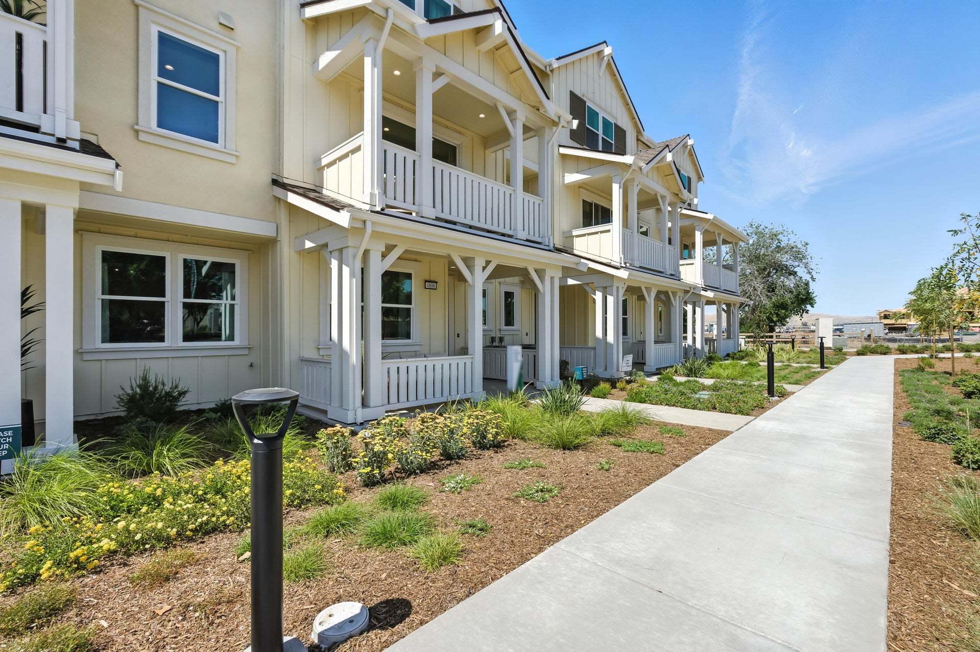 Amara at Arroyo Crossings by Trumark Homes | Livermore, CA:Amara at Arroyo Crossings by Trumark Homes | Livermore, CA