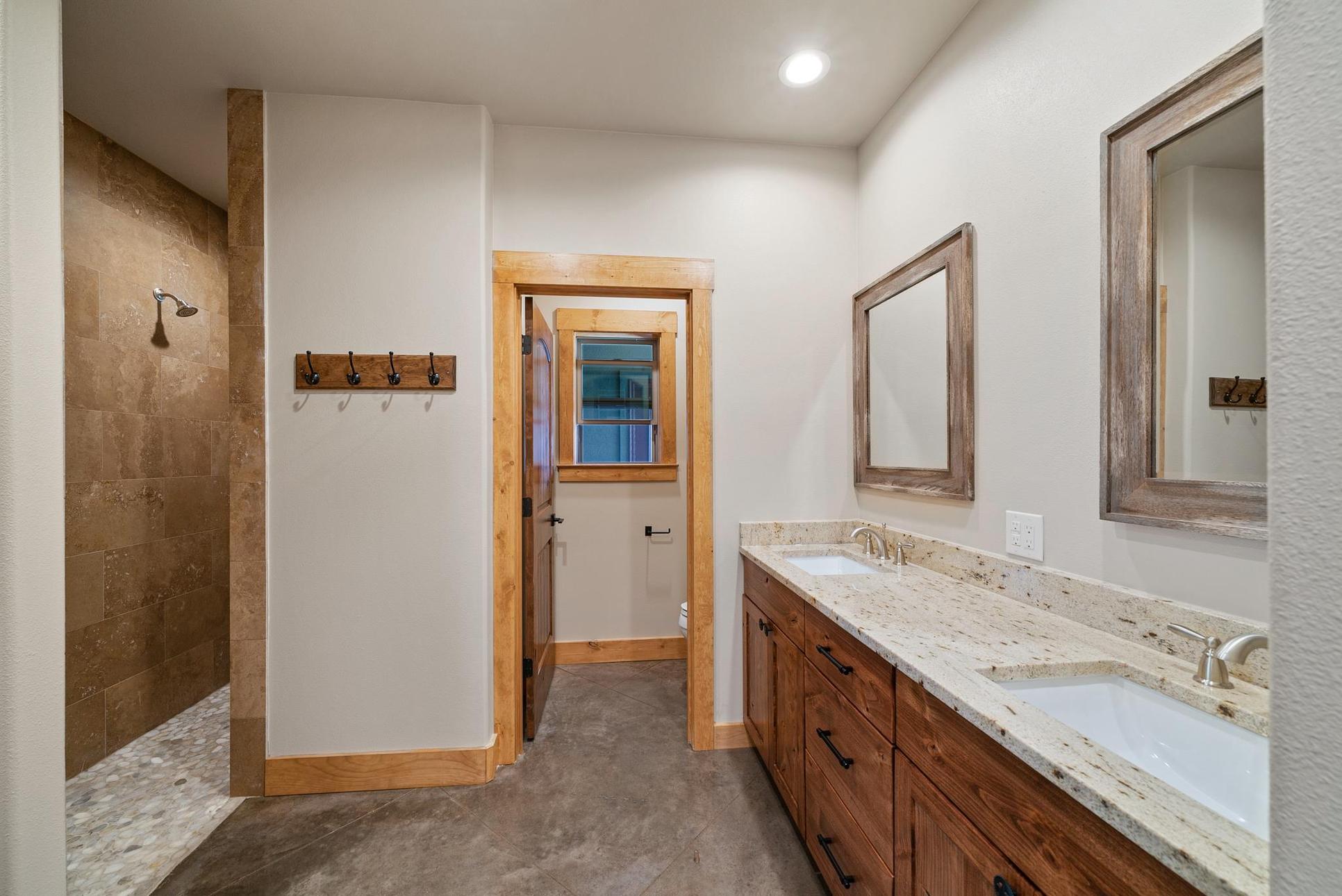 Turnkey Builders,78258