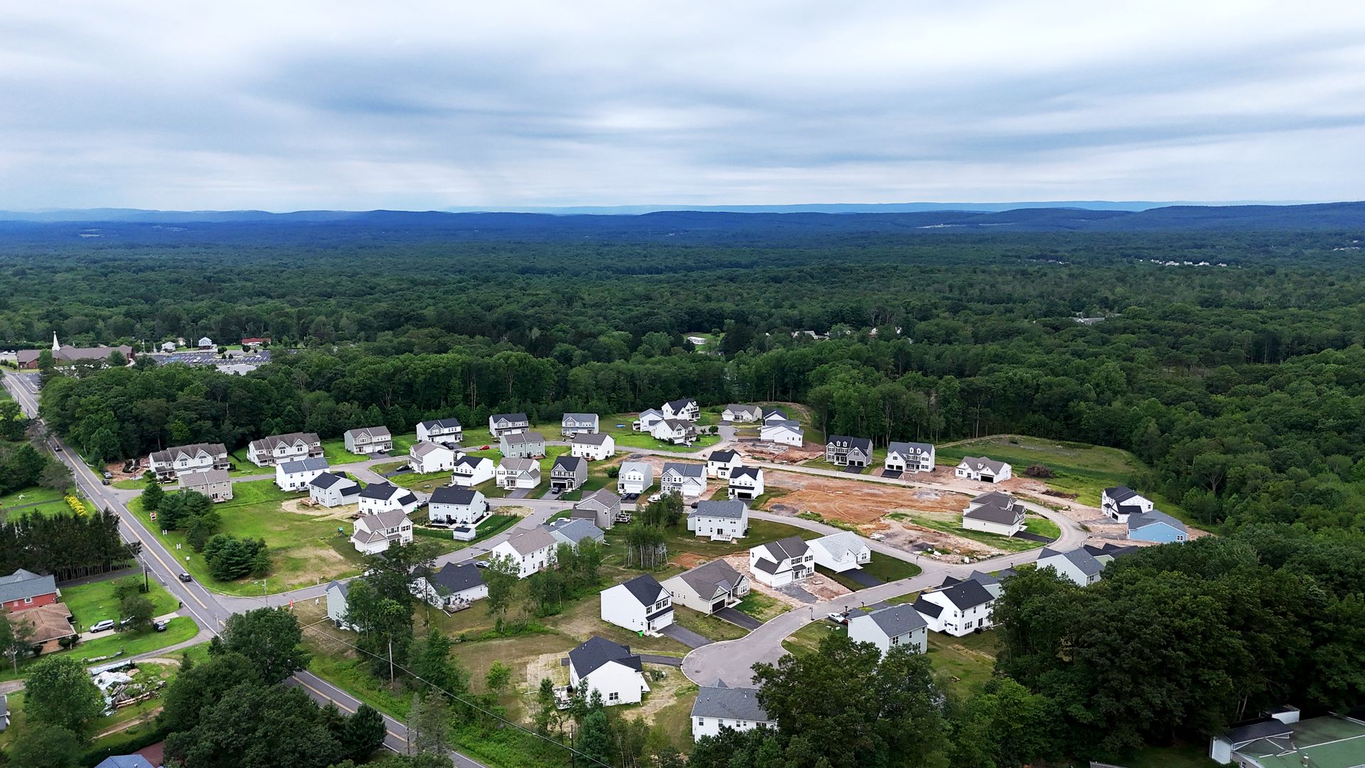 Hillcrest Estates at Mountain Top,18707