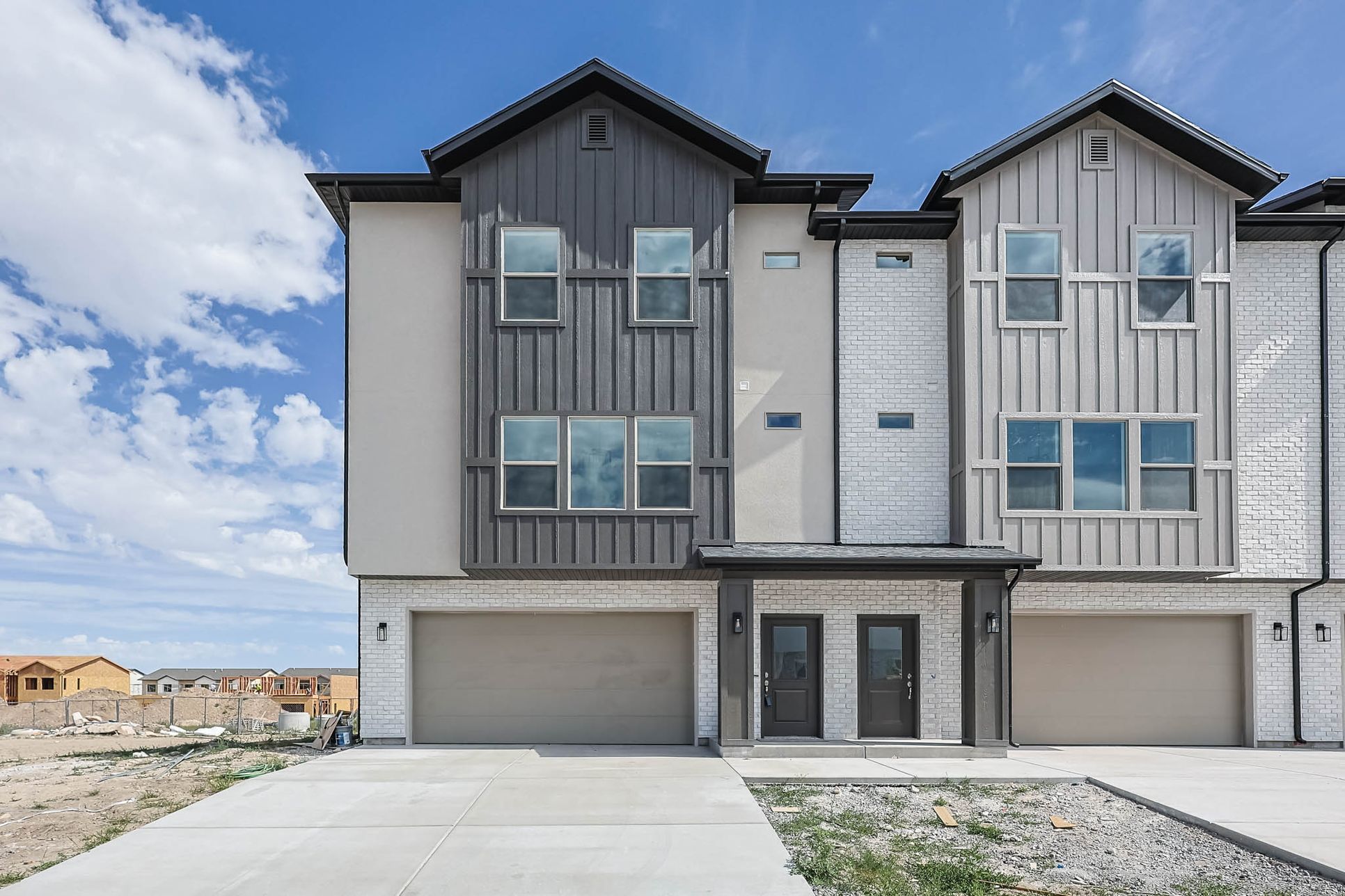 Lexington Townhomes,84074