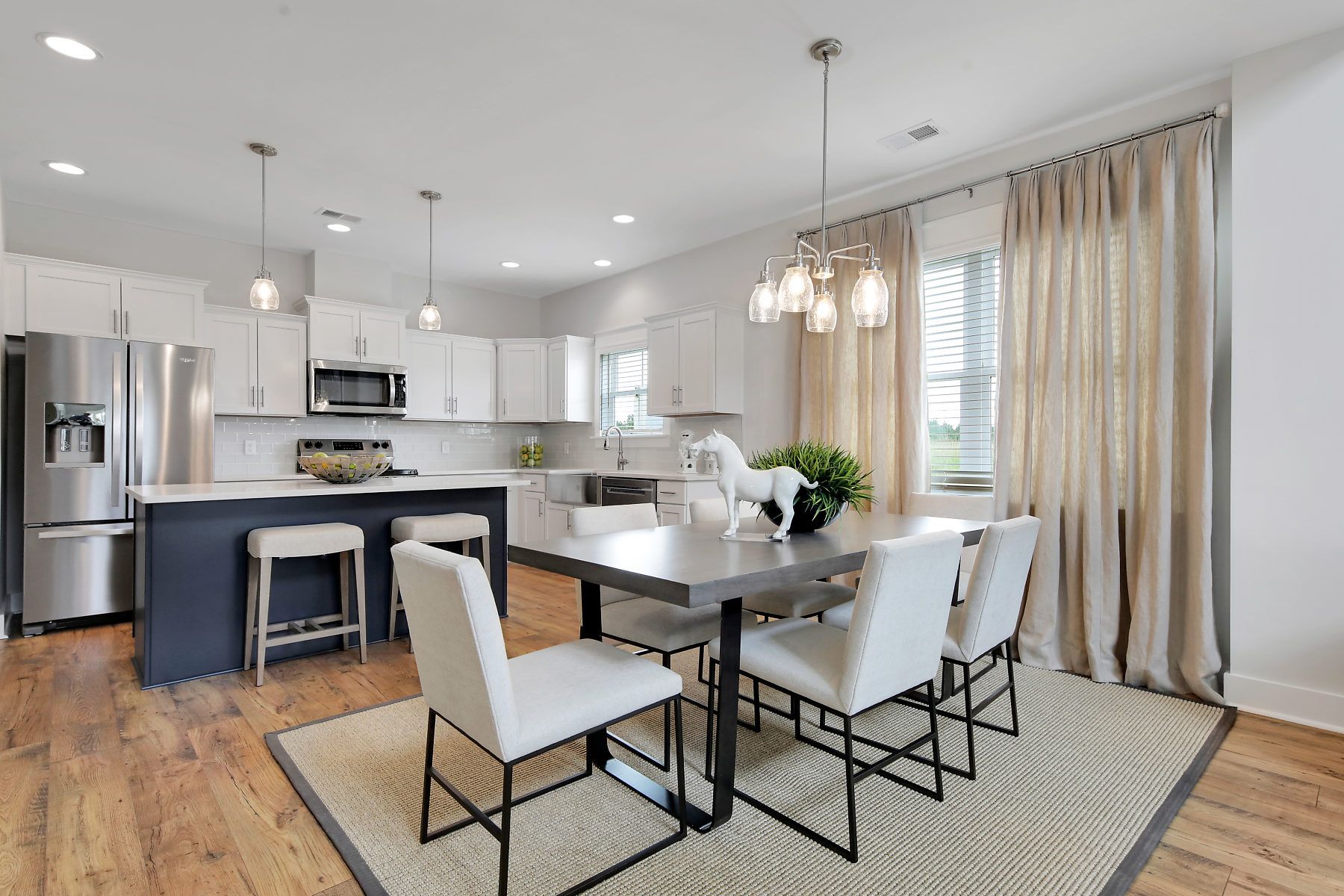 The Edisto Kitchen and Dining Space