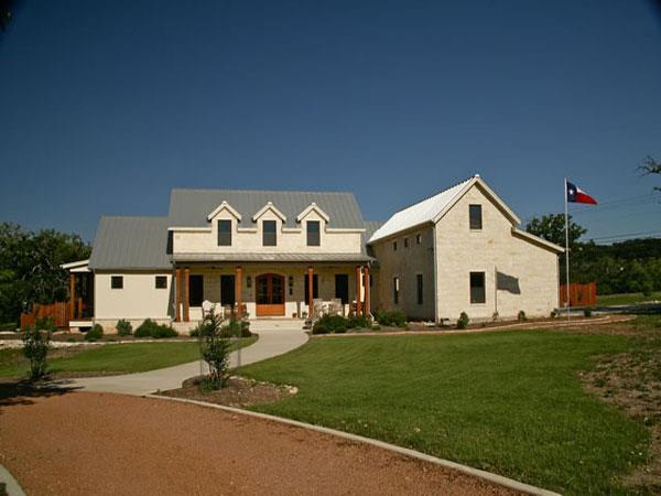 Vista Verde Builders LLC,78025