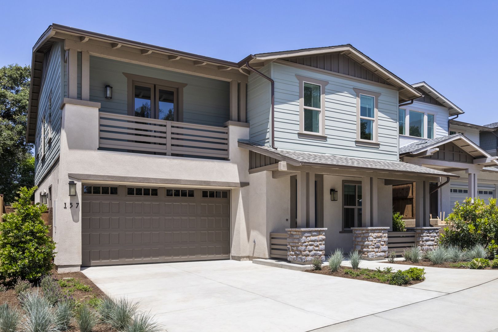 The Oak Grove of Altadena:Plan 2 Model Home