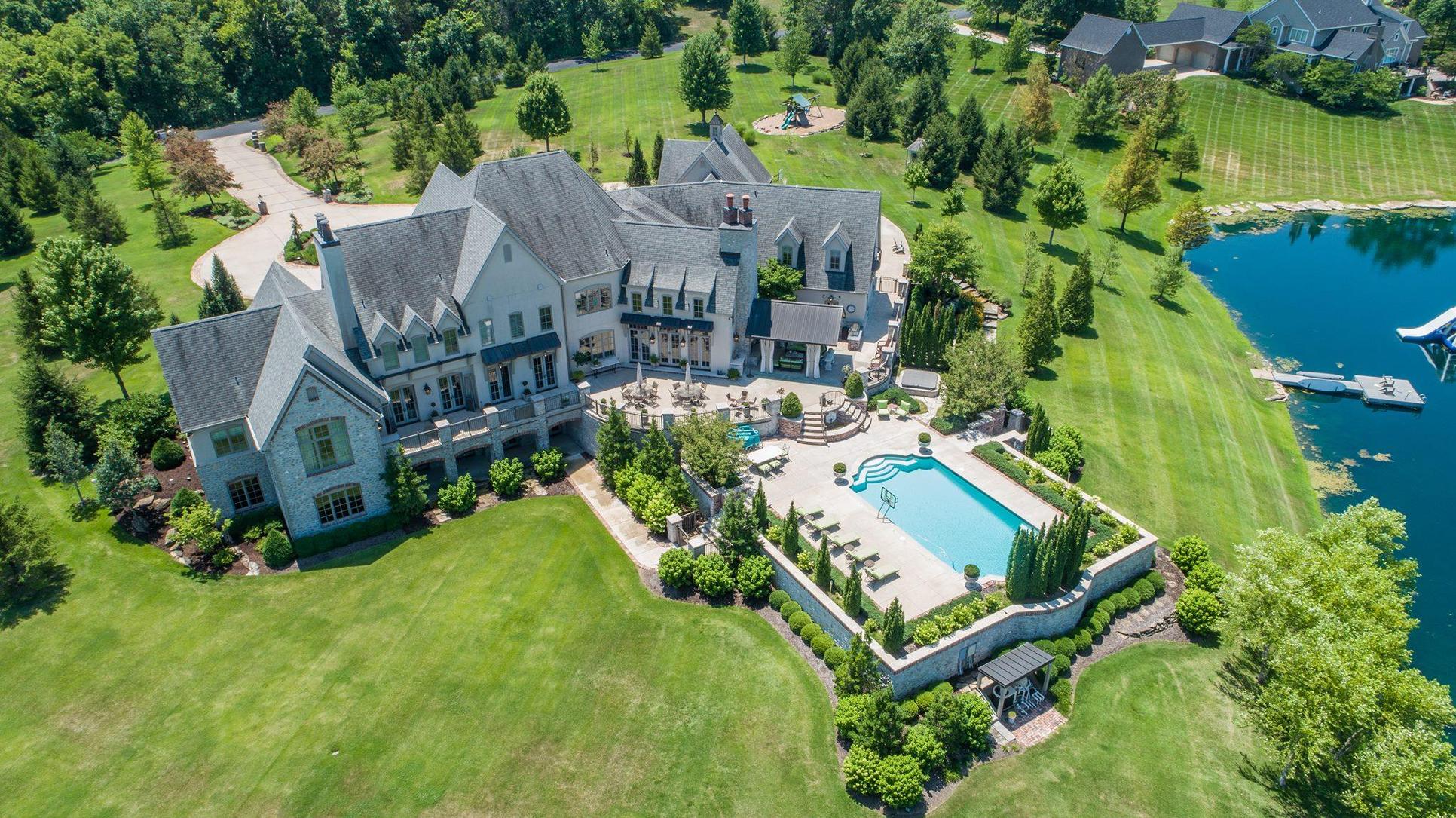 Welek Construction,65203