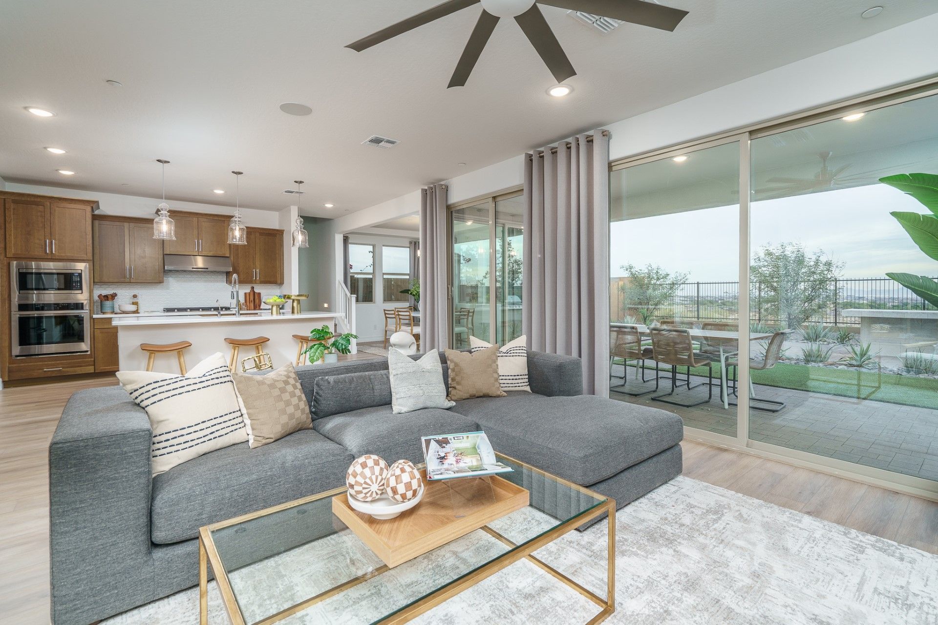 The Ridge at Sienna Hills - Bartlett Model - Open Concept:bartlett model new homes for sale the ridge at sienna hills buckeye az william ryan