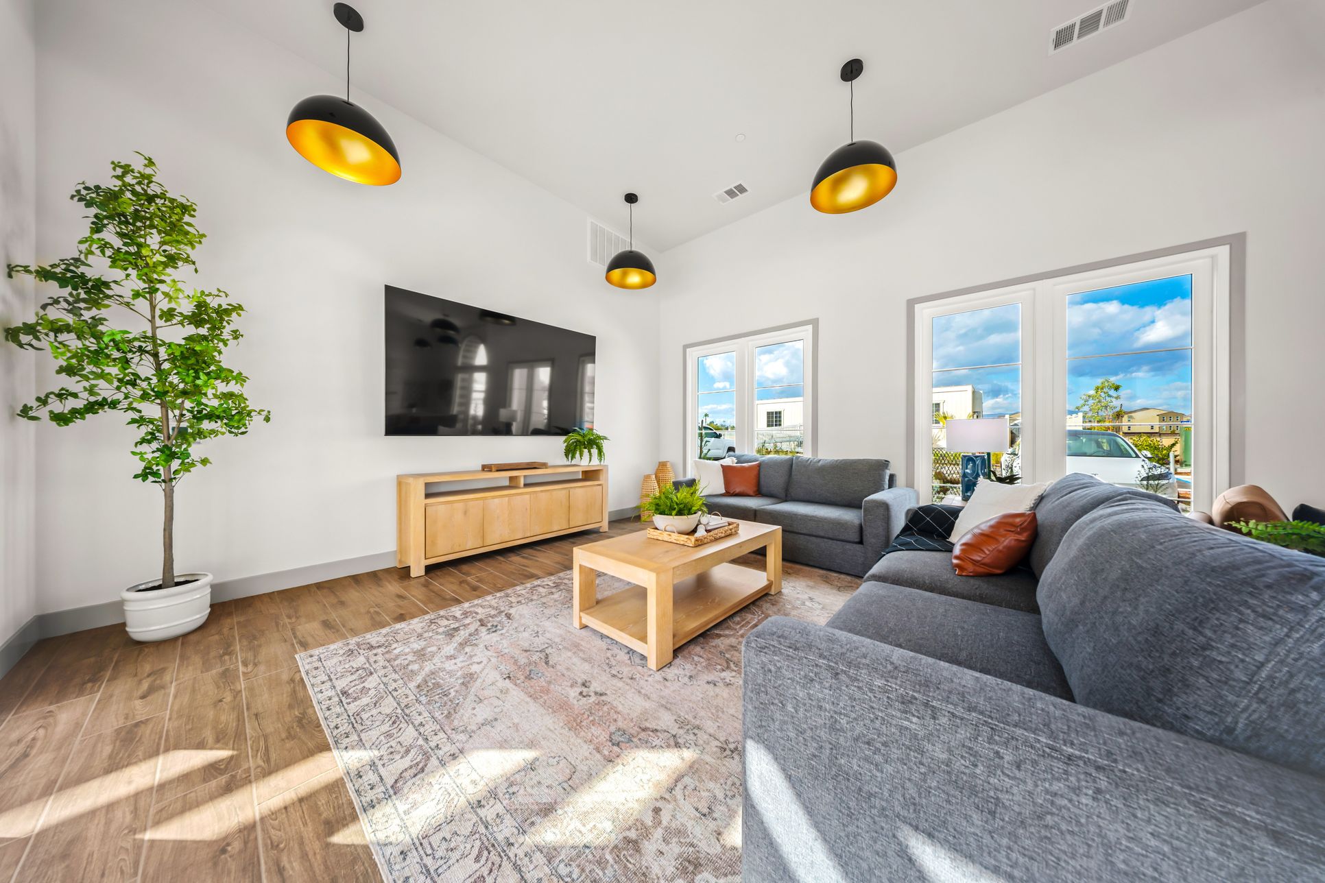 WH-MLS Size - Amenities-22