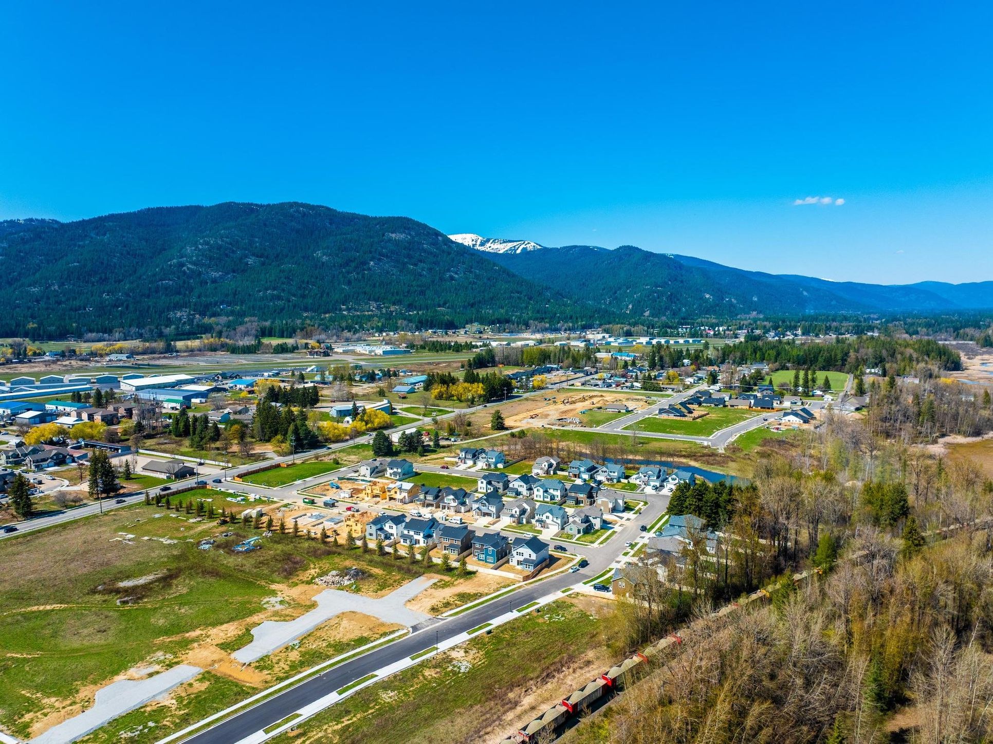 Easy drive to Schweitzer Mountain:Easy drive to Schweitzer Mountain