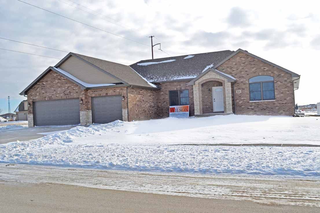 Wilson Custom Homes,60914