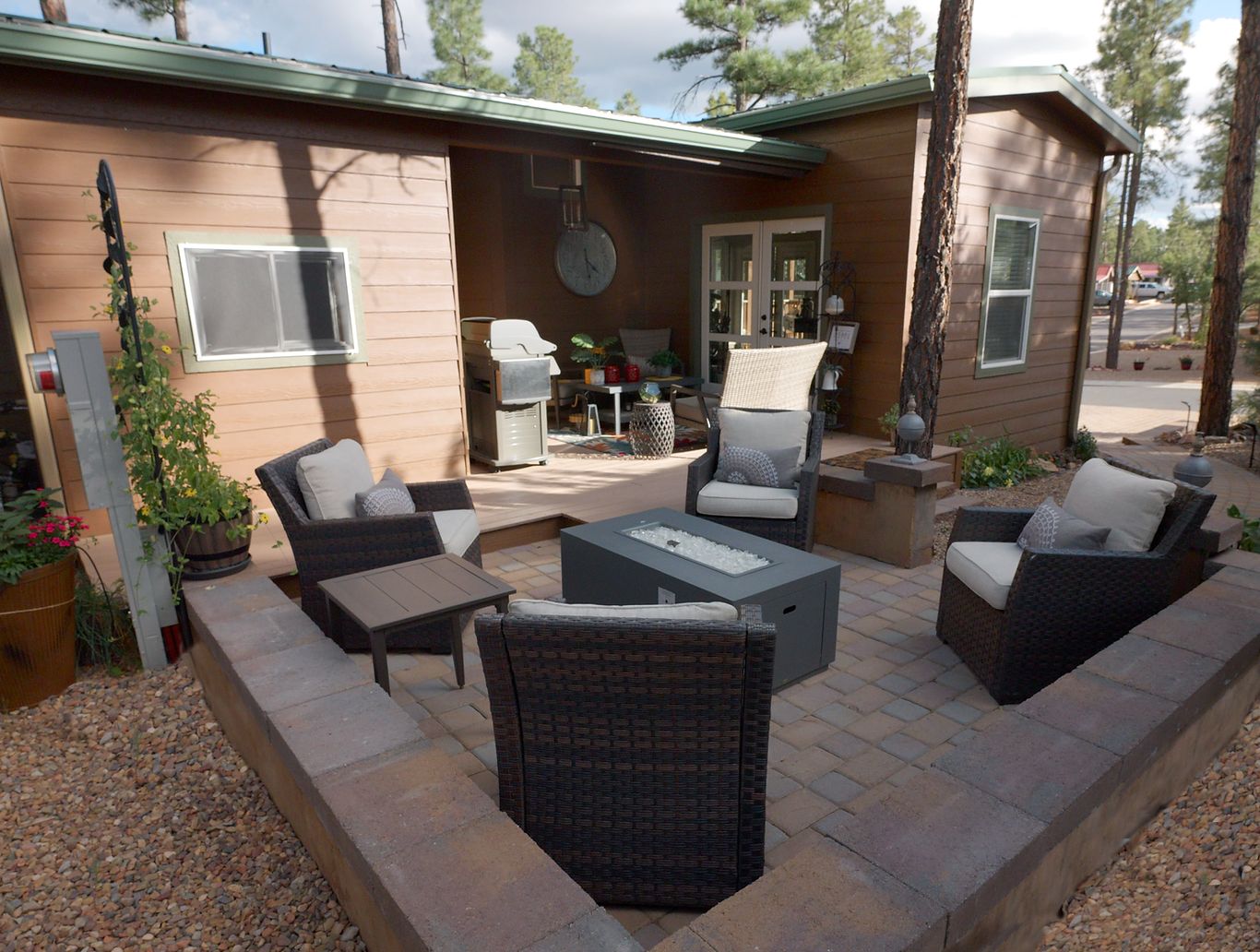 Woodfield Park Model Homes - The Retreat:Community Image