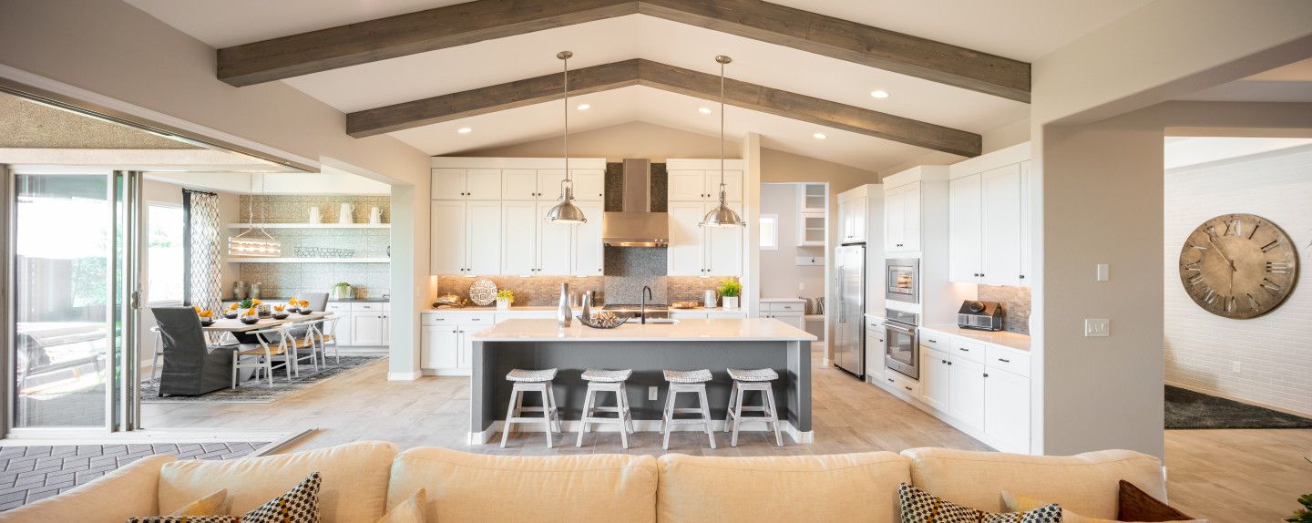 AZ EleganceAtEastmark Charm (2)